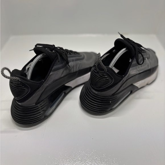 Nike Air Max 2090 Black Grey Men’s Size 11.5 CK2612-002 Running Sneakers Shoes - Picture 6 of 13